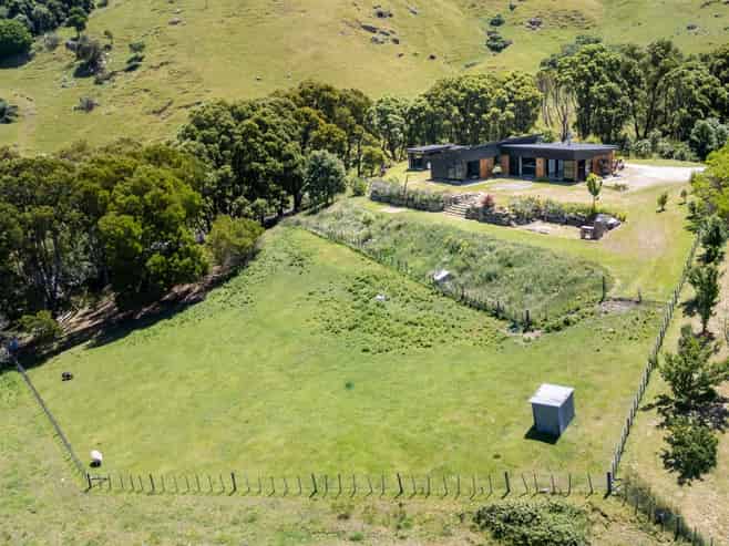 1995 Waimarama Road, Waimarama