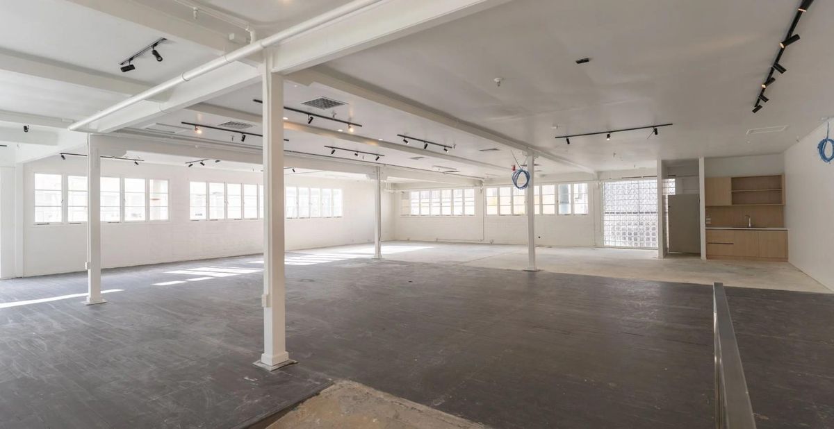 High-Profile Newmarket Retail Opportunity – pohled 2