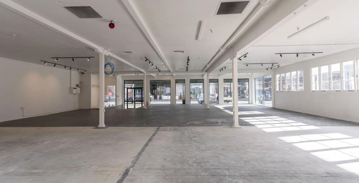 High-Profile Newmarket Retail Opportunity – pohled 3