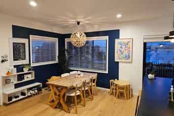 276 Queens Drive, Lyall Bay