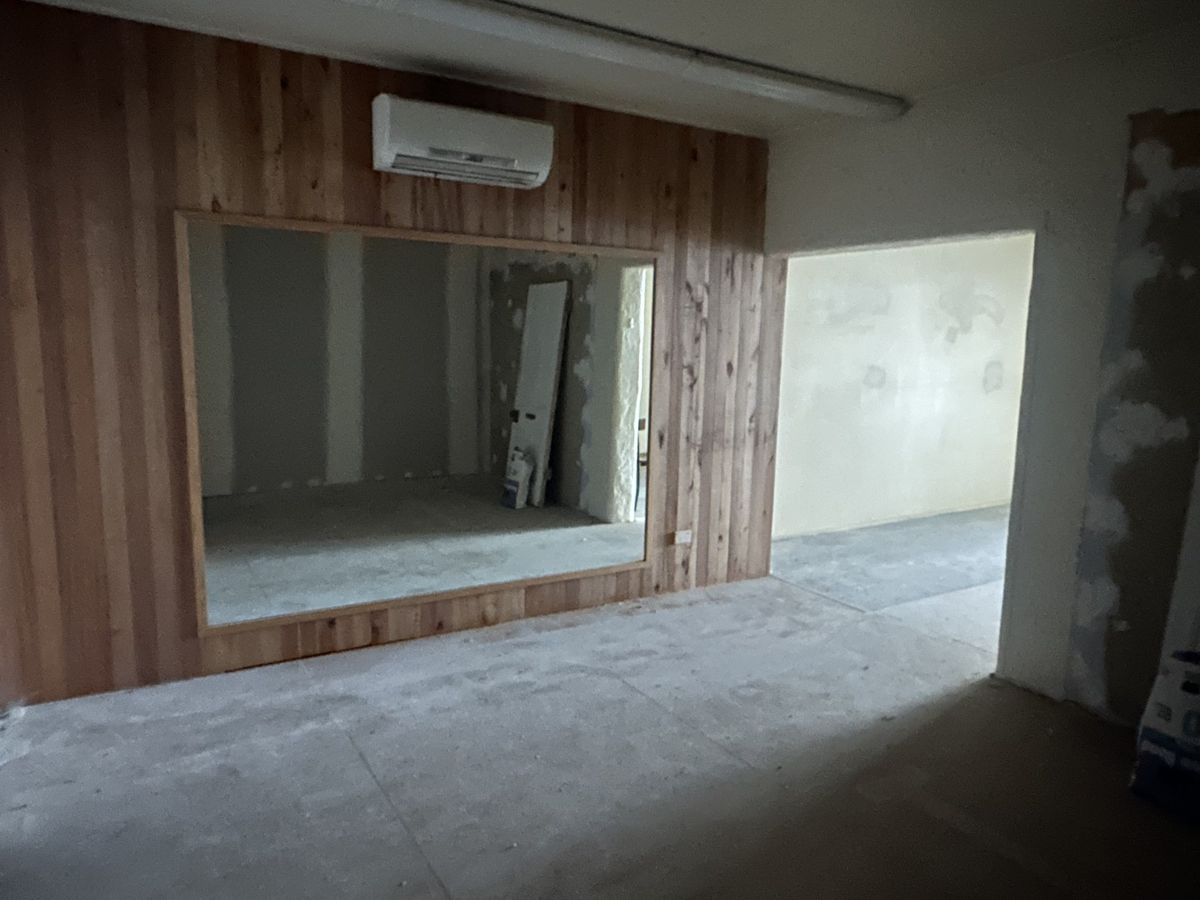 Edinburgh Way Retail Space Available! - Ansicht 6