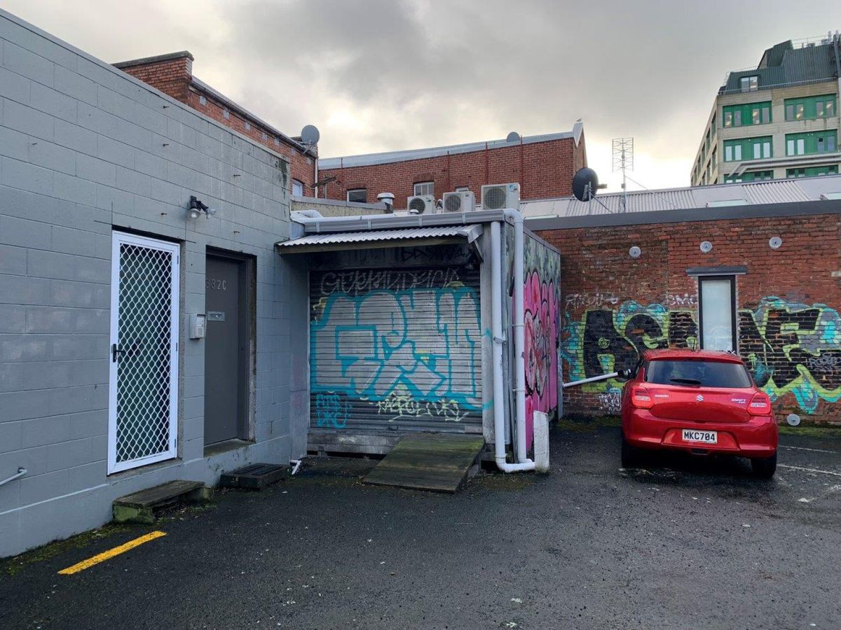 Edinburgh Way Retail Space Available! - Mehr