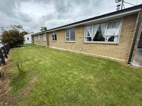 5 Waikawa Road, Owaka