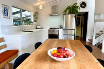 191 Hills Road, Raglan