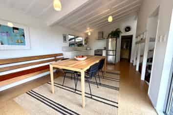 191 Hills Road, Raglan