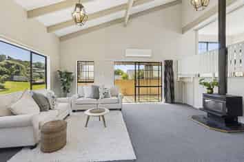 45 Albatross Close, Whitby