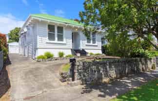 24 Woodford Road, Mount Eden