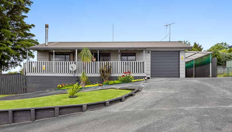 1/63 Rodney Street, Wellsford