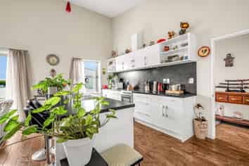 376 No 10 Road, Swannanoa