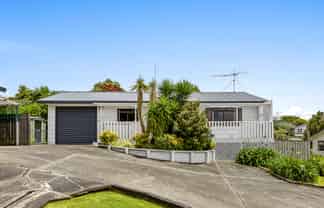 2/63 Rodney Street, Wellsford