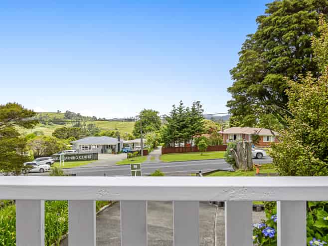 2/63 Rodney Street, Wellsford