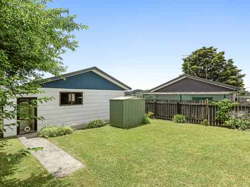 2/63 Rodney Street, Wellsford