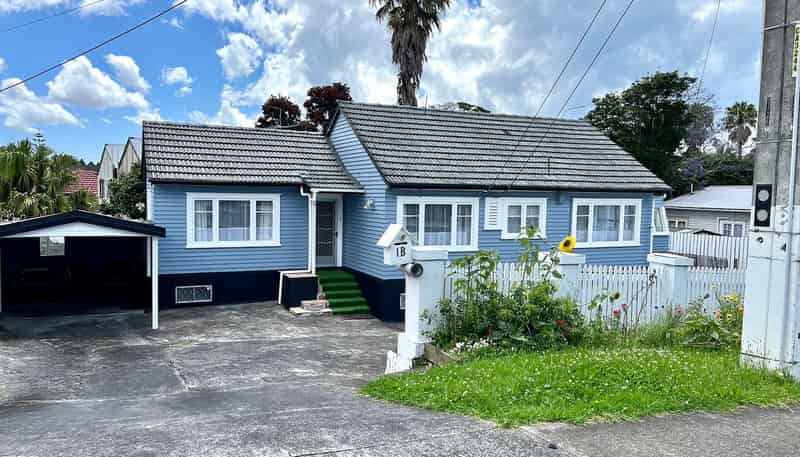 1B Barrack Road, Mount Wellington