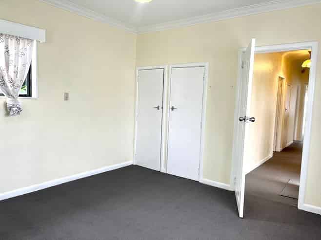 1B Barrack Road, Mount Wellington