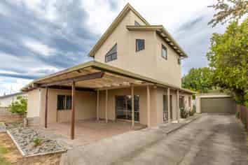 1a Cobham Crescent, Waipukurau