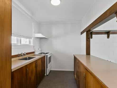 433C Ohiro Road, Brooklyn