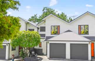 10/11 The Avenue, Albany