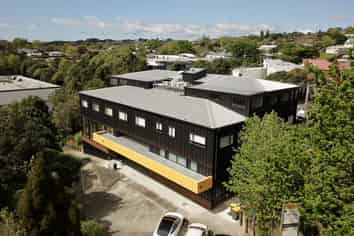 Flexible professional office space