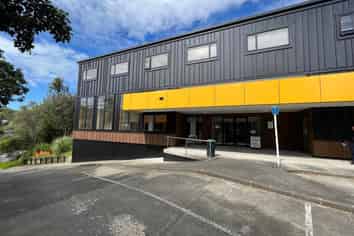 Flexible professional office space