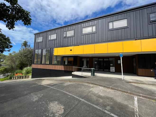 Flexible professional office space