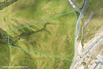 205 Vaughans Road, Okura