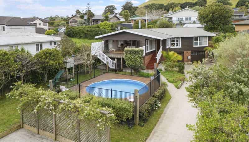 97 Wallace Road, Mangere Bridge