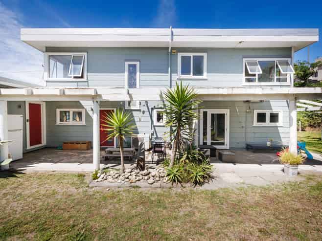 4 Hunia Terrace, Himatangi Beach
