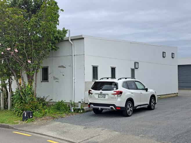 Small & Affordable - Industrial Unit