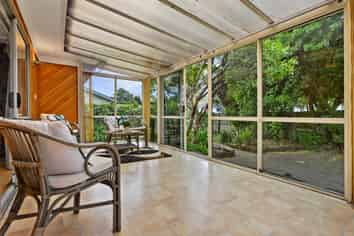 30 Darren Crescent, Half Moon Bay