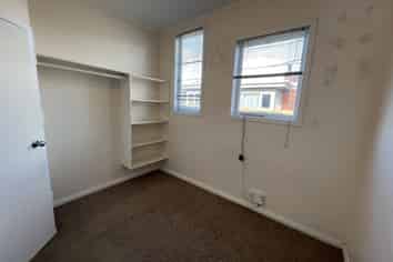 285C Fitzherbert Avenue, West End