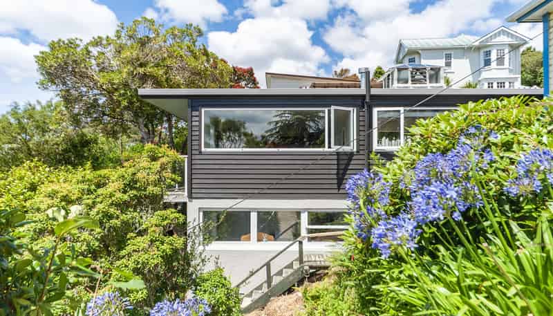 120 Ohiro Road, Brooklyn