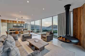 32 Edinburgh Drive, Queenstown