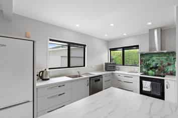 4 Kitchener Place, Putaruru