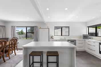 4 Kitchener Place, Putaruru