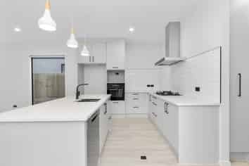 21A Akakura Terrace, Glenview