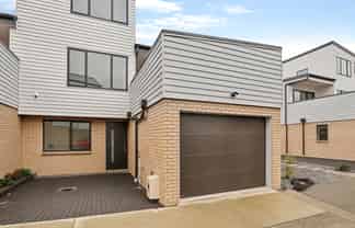 5/1 Manahau Lane, Flat Bush