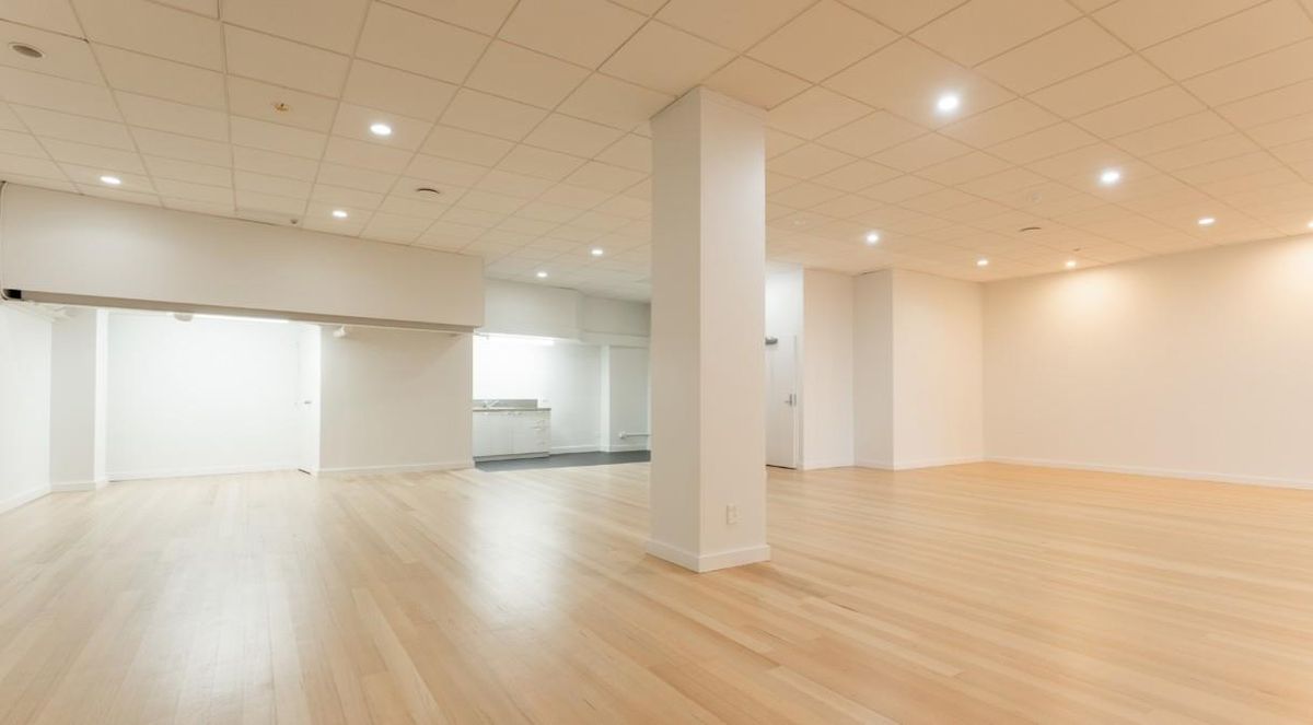 Versatile 141sqm Retail Space in Beresford Square - Ansicht 3