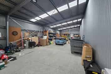 Tidy Tradies Lock Up/Workshop 