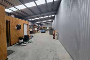 Tidy Tradies Lock Up/Workshop 