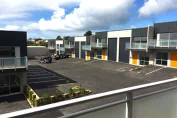 23/45 Karepiro Drive, Stanmore Bay