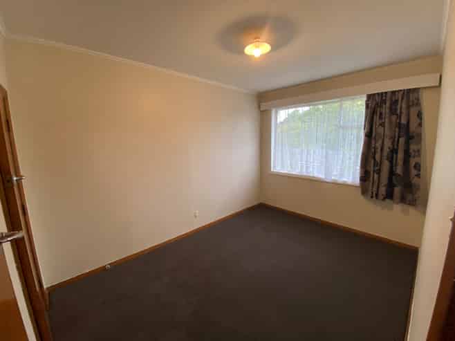 12b Kowhai Street, Hamilton Lake