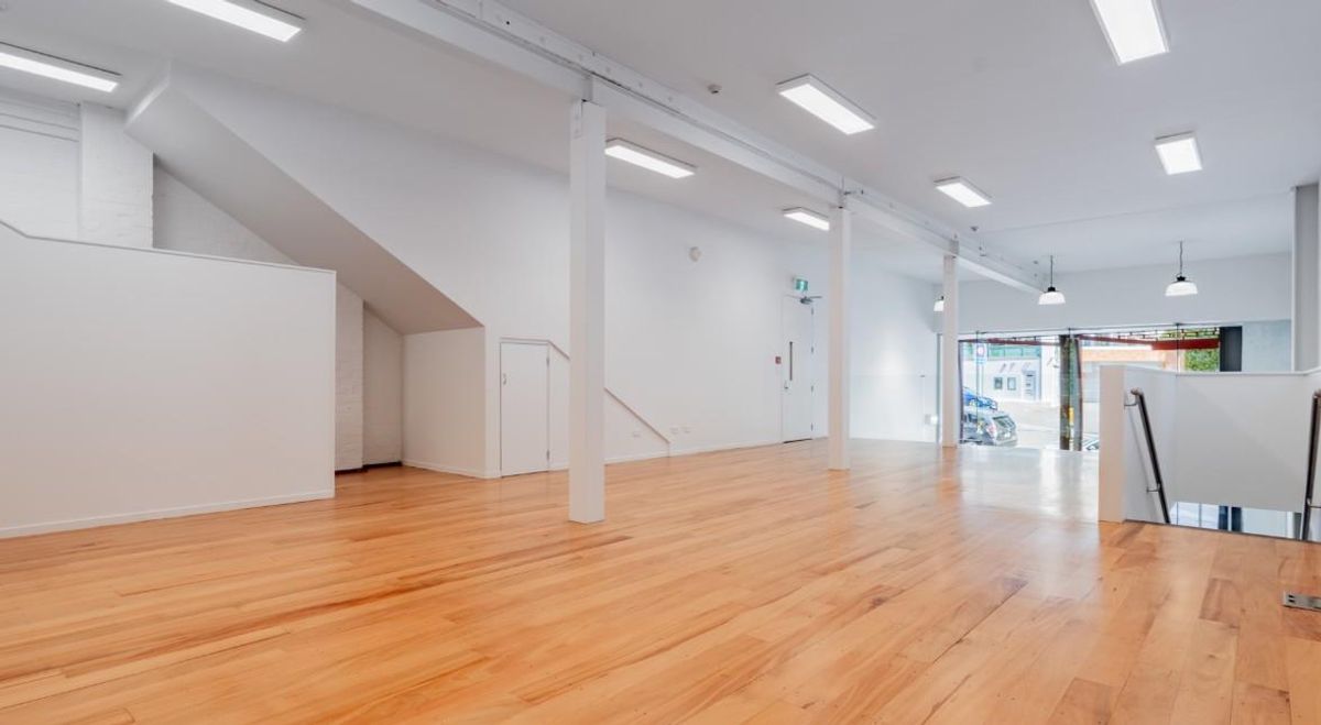Modern Ground Floor & Mezzanine Space on Howe Street - Ansicht 5