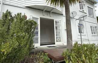 5 Fifeshire Crescent , Stepneyville