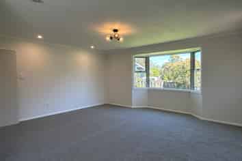 10 Oak Street, Masterton