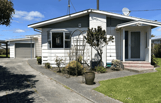 10 Oak Street, Masterton