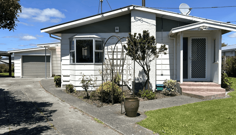 10 Oak Street, Masterton