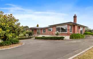 98 Timaru-Pareora Highway, Taiko