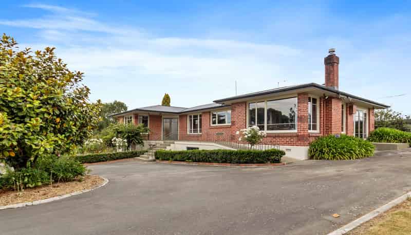 98 Timaru-Pareora Highway, Taiko