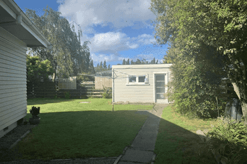 12 Daniell Street, Solway