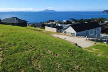 7 Aquarius Lane, Langs Beach